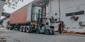 pengiriman container Jakarta Atambua